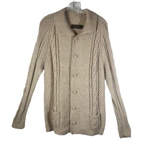 Vintage  Mon Reposa cable knit cardigan.100% Alpaca. Cream colored. Made in Peru